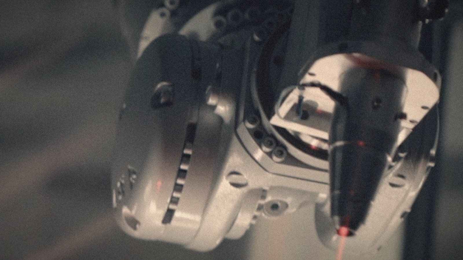 Audi Value &mdash; the robotic arm with its laser
